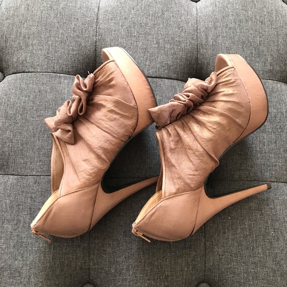 Chinese Laundry Shoes - Picture 5 of 8